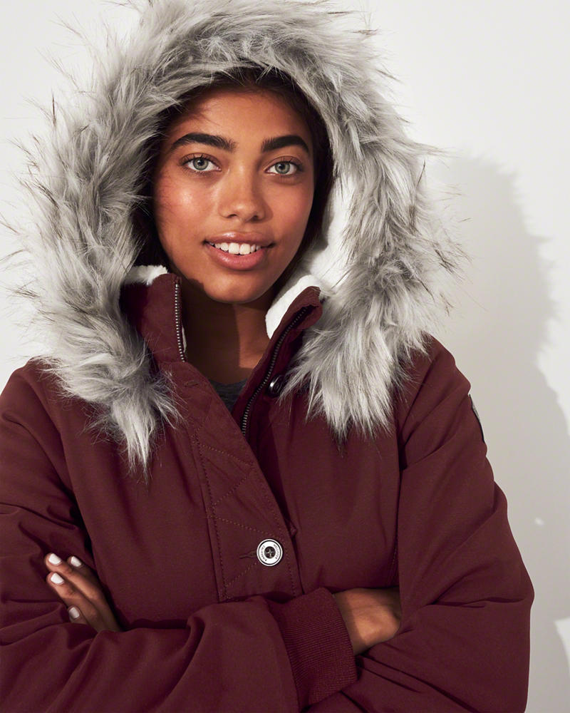 Hollister Stretch Cozy-Lined Parka